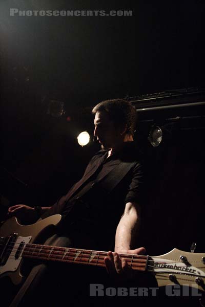 SHANE COUGH - 2005-03-31 - PARIS - Glaz Art - 